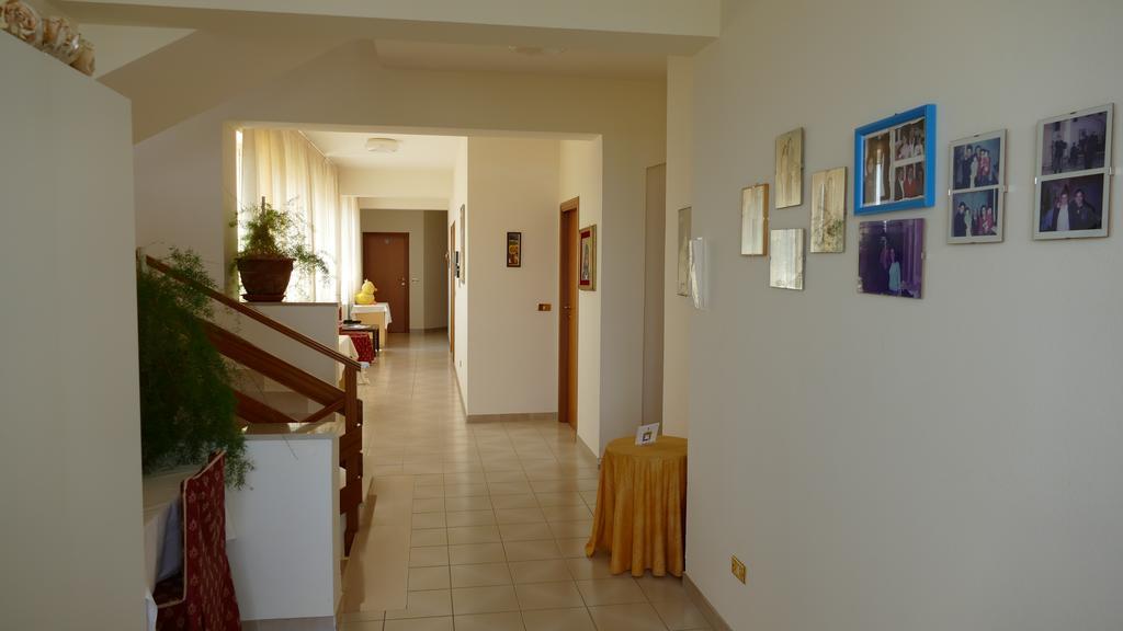 Hotel L'Ulivo Mirabella Eclano Exterior photo