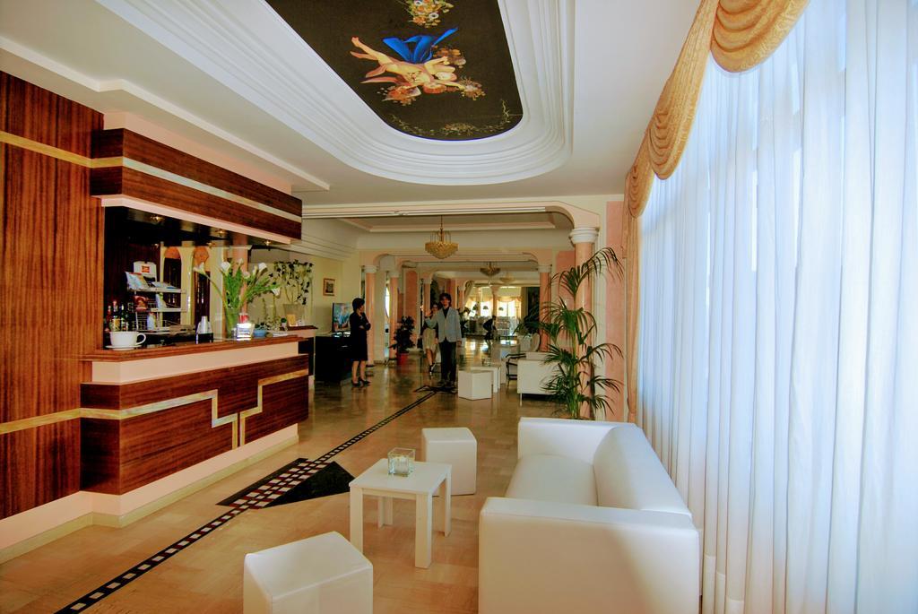 Hotel L'Ulivo Mirabella Eclano Exterior photo